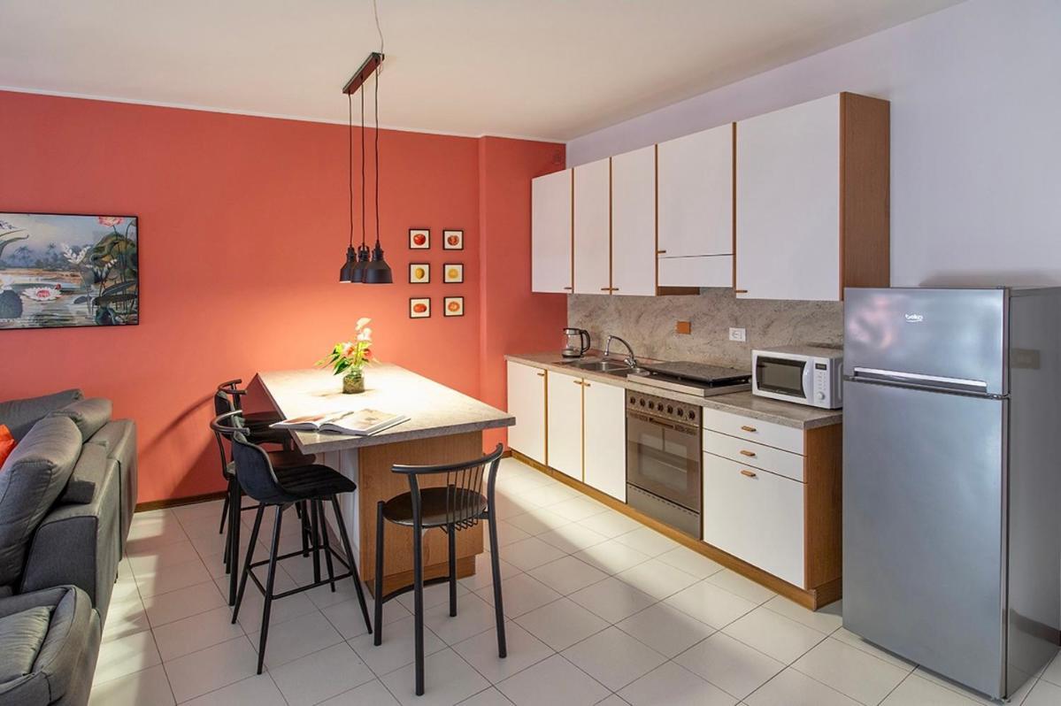 Le Mandarine Apartments Удине Экстерьер фото